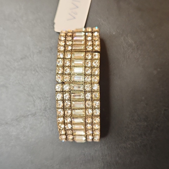 NWT ViVl Genuine Crystal Silvertone Stretch Bracelet - Picture 2 of 7